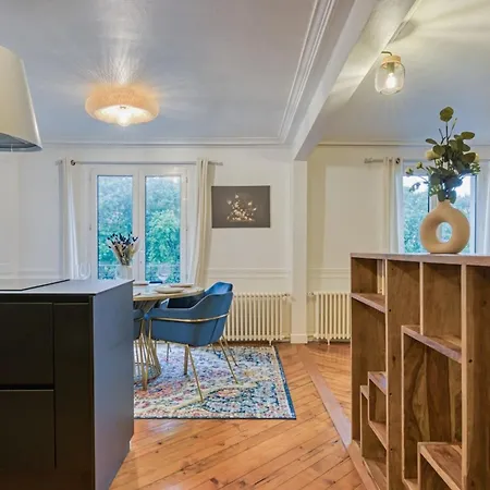 L'ambassadeur Epoustouflant En Plein Coeur De * Rouen