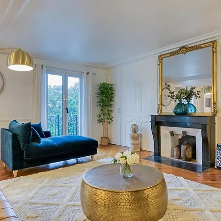 L'ambassadeur Epoustouflant En Plein Coeur De Rouen