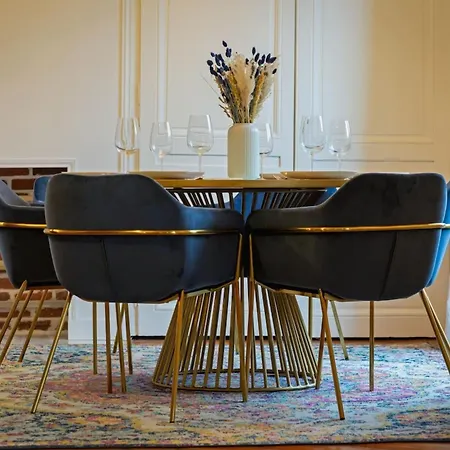 L'ambassadeur Epoustouflant En Plein Coeur De