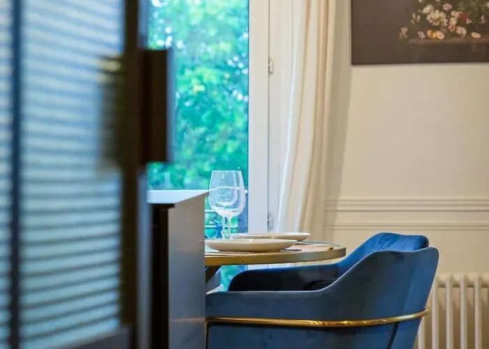 L'ambassadeur Epoustouflant En Plein Coeur De Rouen